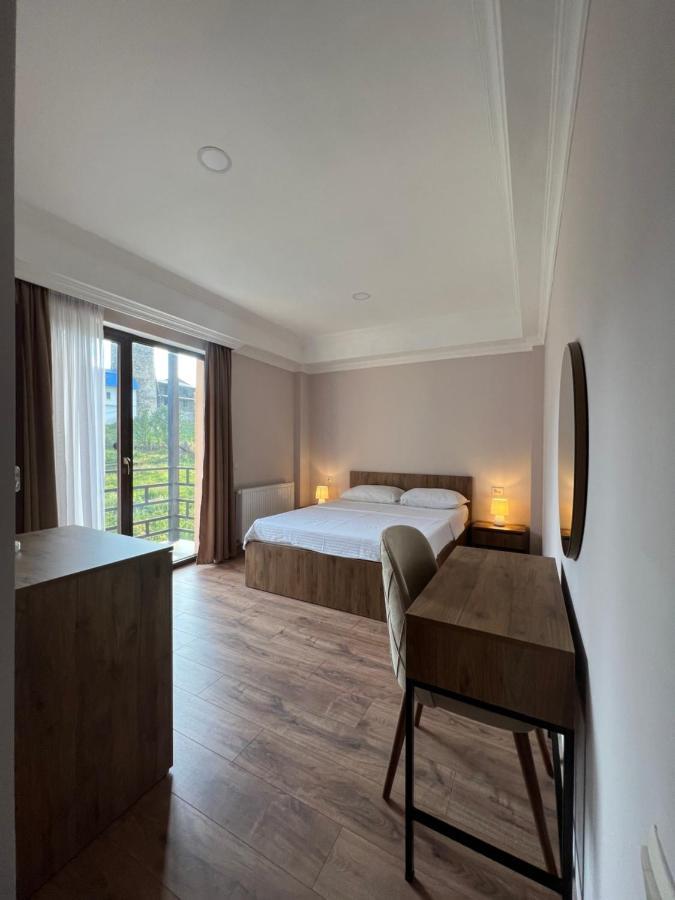 Lileo Inn Hotel Местия Экстерьер фото