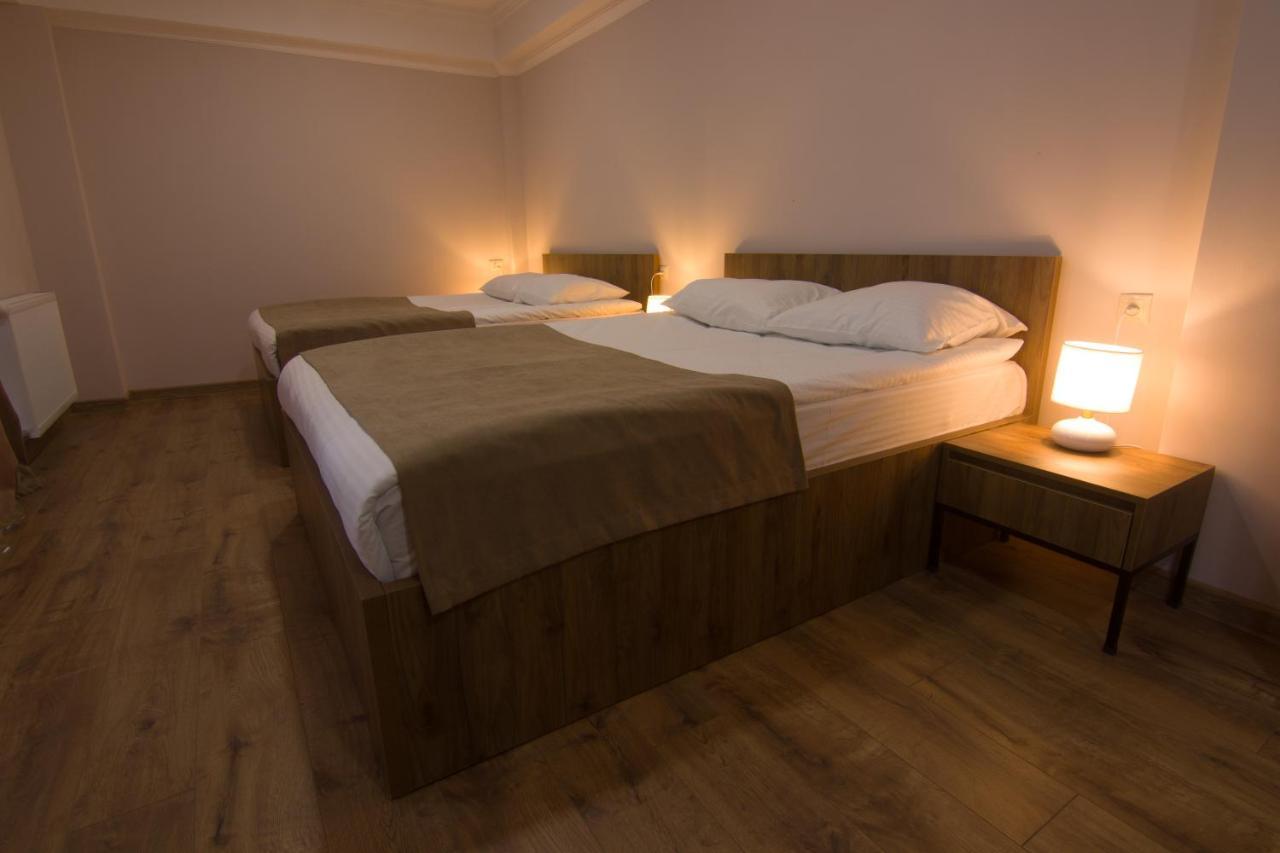 Lileo Inn Hotel Местия Экстерьер фото