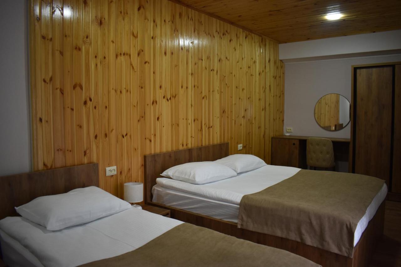 Lileo Inn Hotel Местия Экстерьер фото