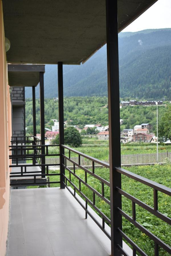 Lileo Inn Hotel Местия Экстерьер фото
