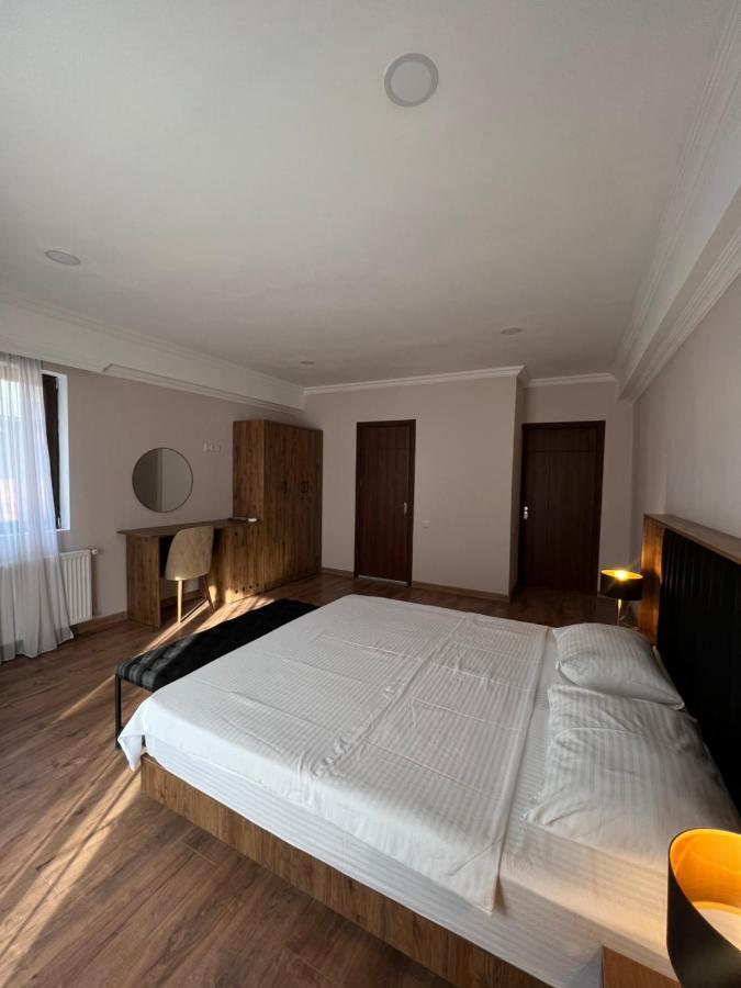 Lileo Inn Hotel Местия Экстерьер фото