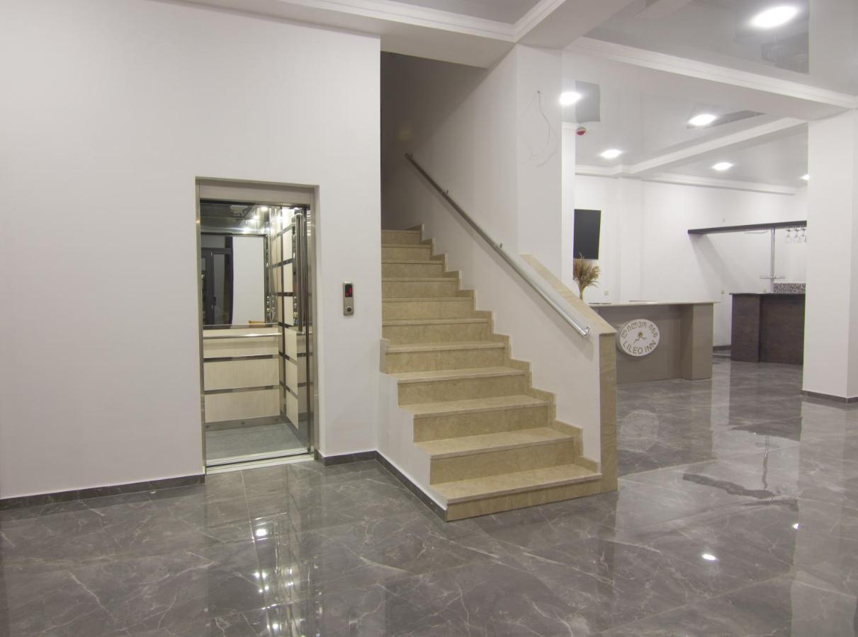 Lileo Inn Hotel Местия Экстерьер фото